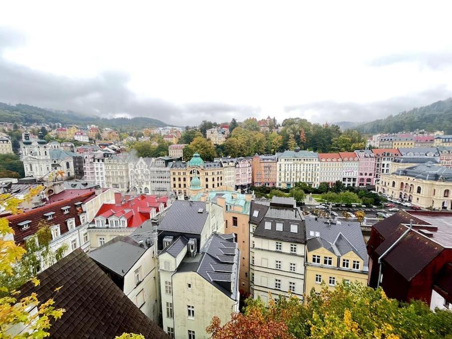 Bohemian City - Amazing View, Garage Karlsbad Exteriör bild